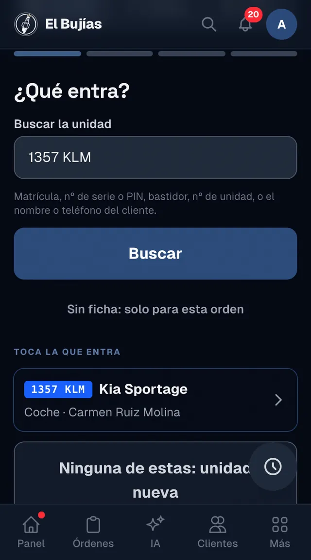 La recepción en el móvil del mecánico: la matrícula 1357 KLM encuentra el Kia Sportage y a su cliente