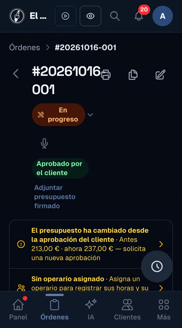 Una orden en el móvil del taller con la etiqueta «Aprobado por el cliente», el botón «Adjuntar presupuesto firmado» y el aviso de que el presupuesto ha cambiado desde la aprobación, antes 213,00 € y ahora 237,00 €