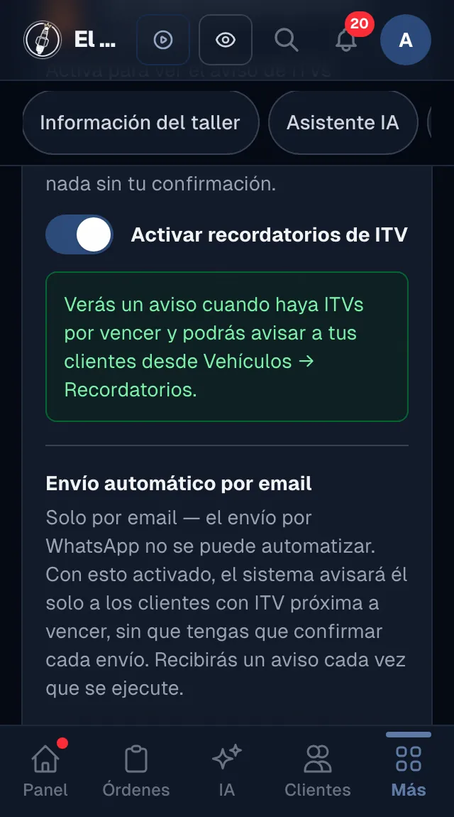 Los ajustes de recordatorios de ITV en el móvil: el interruptor «Activar recordatorios de ITV» encendido y, debajo, la explicación del envío por email sin confirmar cada uno